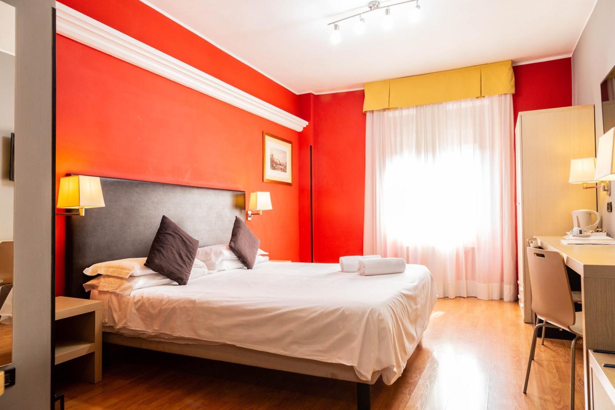 Quarto Duplo com Cama Extra