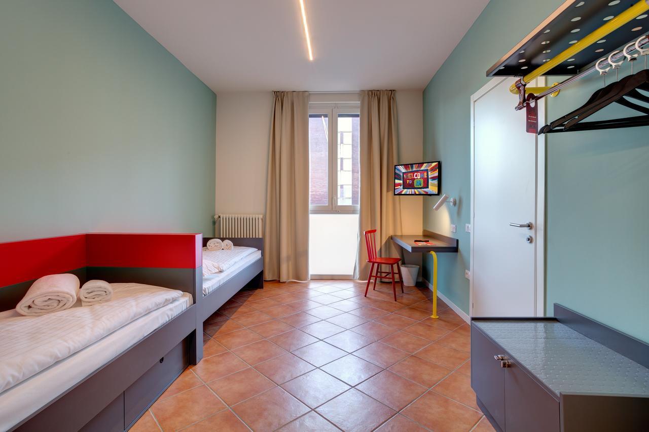Twin Room,579494847:JPEG